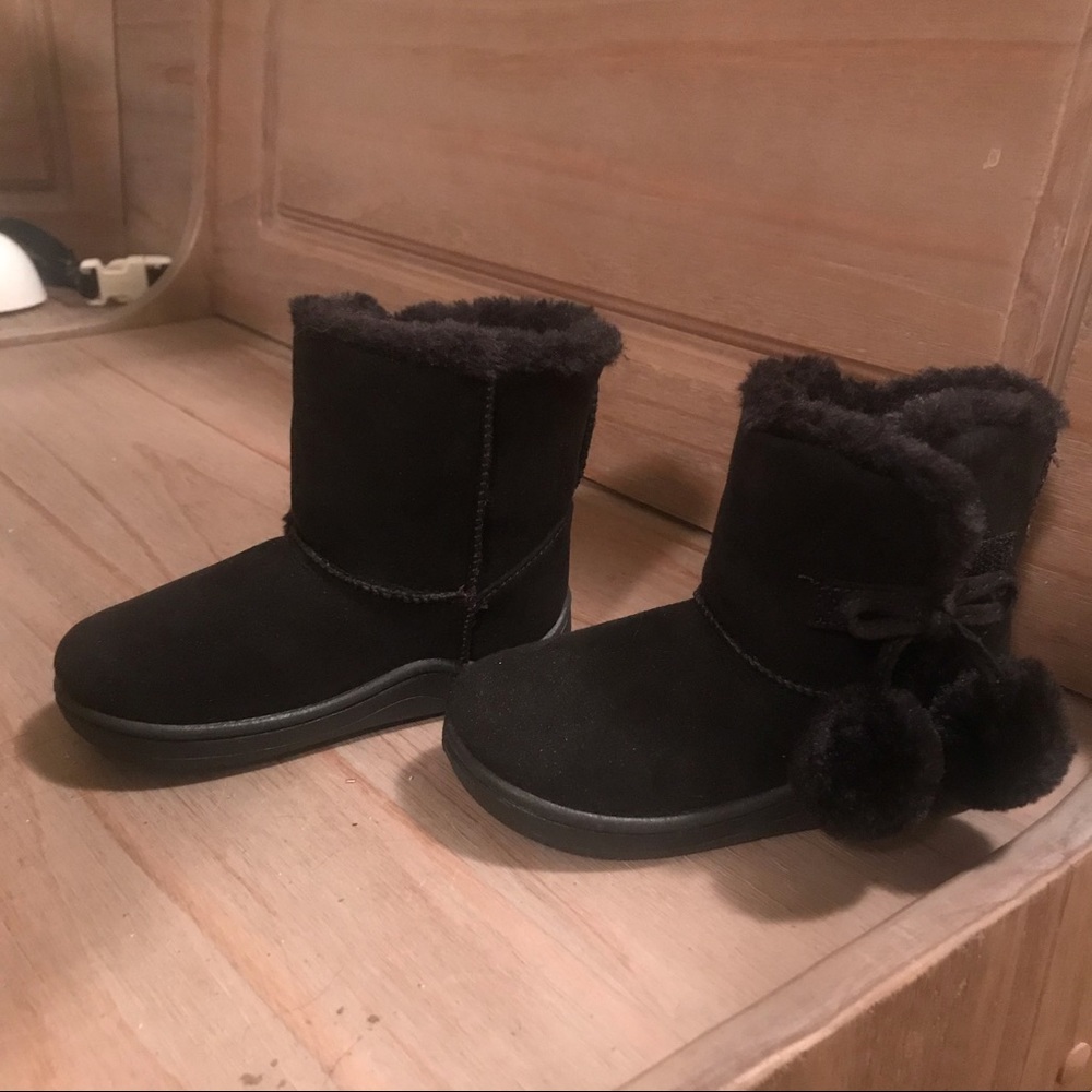 Fleece lined toddler boots - NWOT